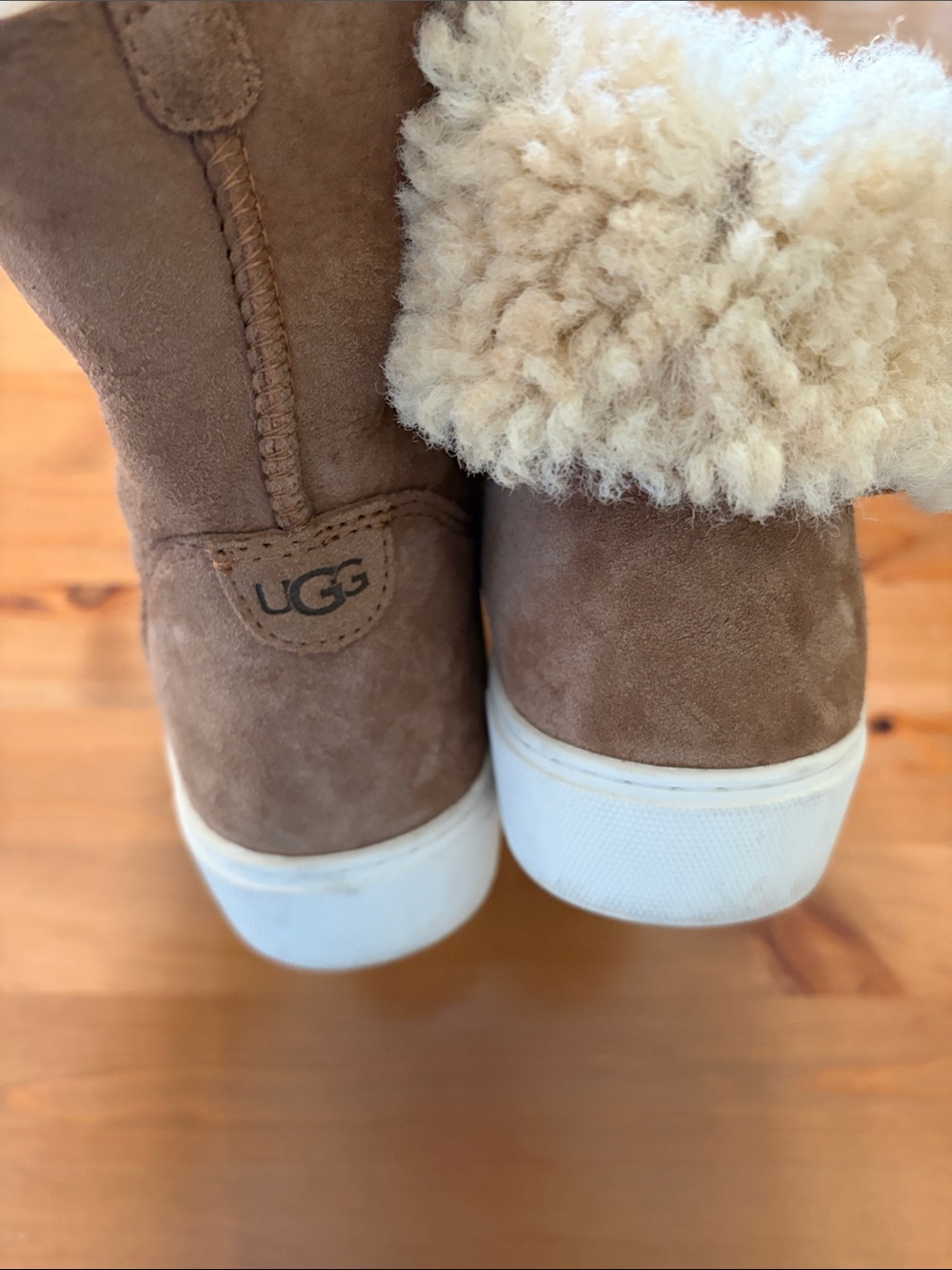 UGG Sneakers in Chestnut
